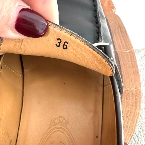 Tod's Leather Loafers, Dark Brown, Size 36, Very Good Vintage Condition - Picture 10 of 11